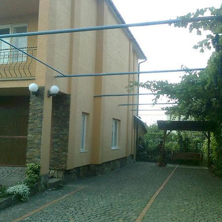 Domashnya Saduba Otel Mukaçeve Dış mekan fotoğraf