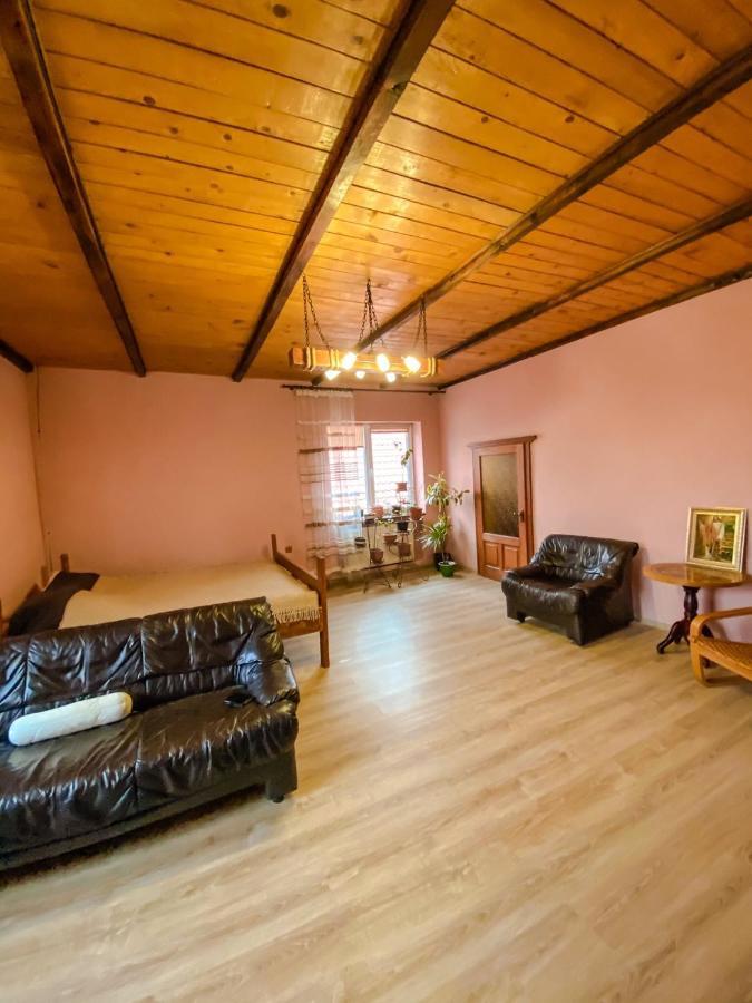 Domashnya Saduba Otel Mukaçeve Dış mekan fotoğraf